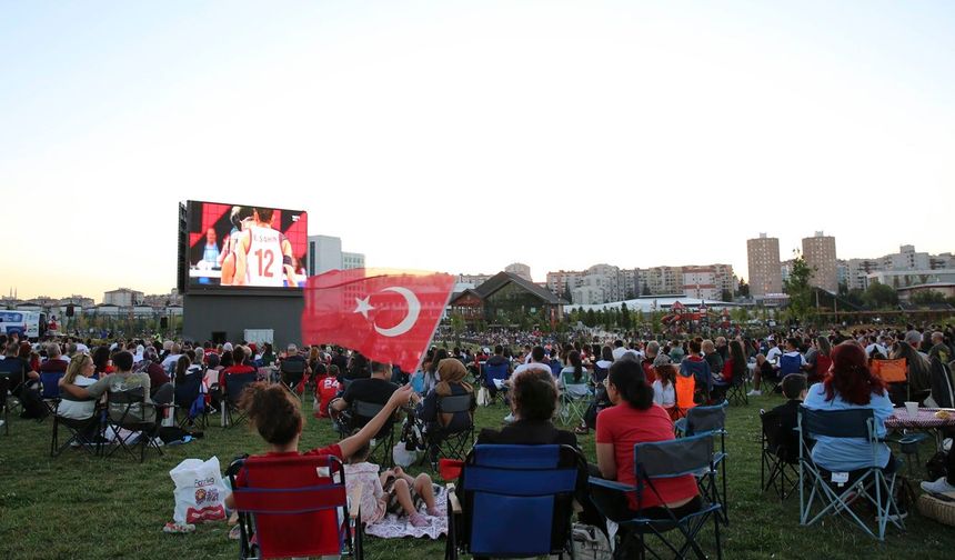 Binlerce Başkentli, Filenin Sultanları için tek yürek oldu