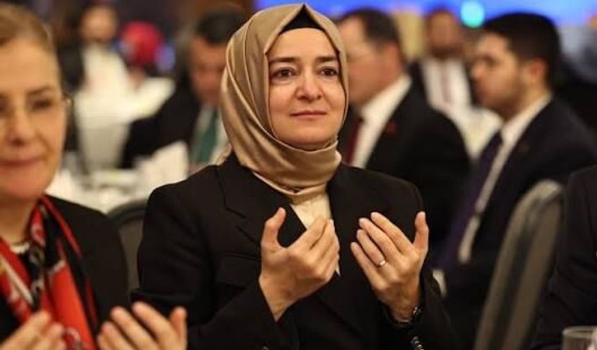 'Fonculuk' İddialarıyla Gündemdeydi... AKP'li Fatma Betül Sayan Kaya İstifa Etti