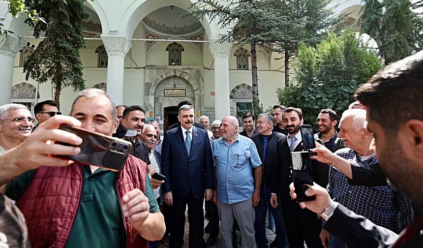 İçişleri Bakanı Çiftçi Ankara'da Esnafı Ziyaret Etti