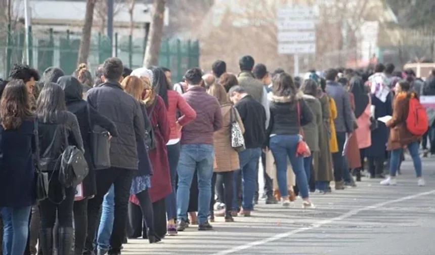 İŞKUR Açıkladı: Kayıtlı İş Arayanların Sayısı 2,3 Milyonu Aştı