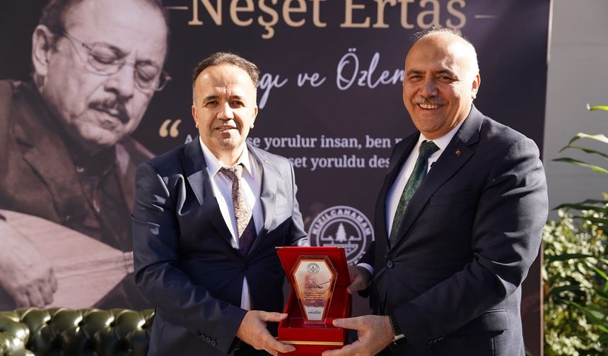 Neşet Ertaş Kızılcahamam'da Anıldı