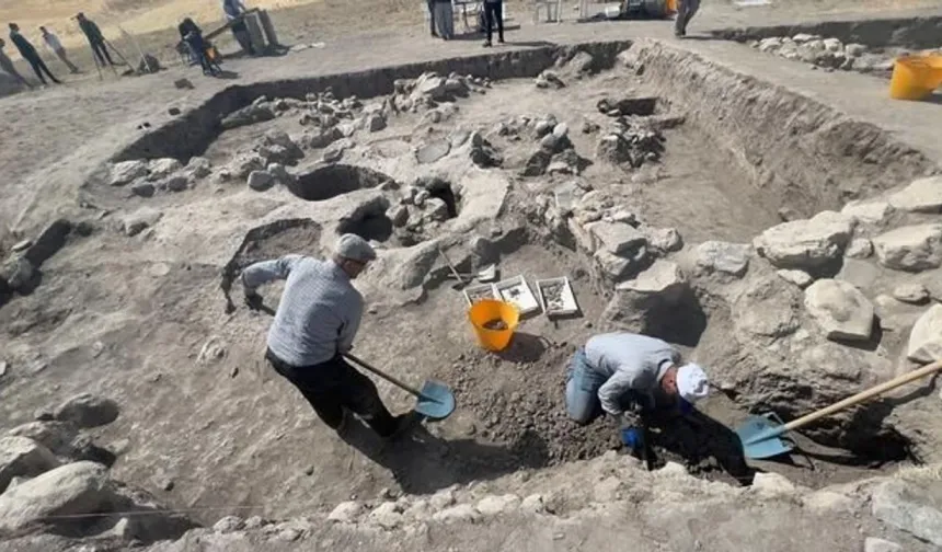 Gölbaşı'ndaki Kazılarda Bulunan 66 Milyon Yıllık Salyangoz Fosili Sergilenecek
