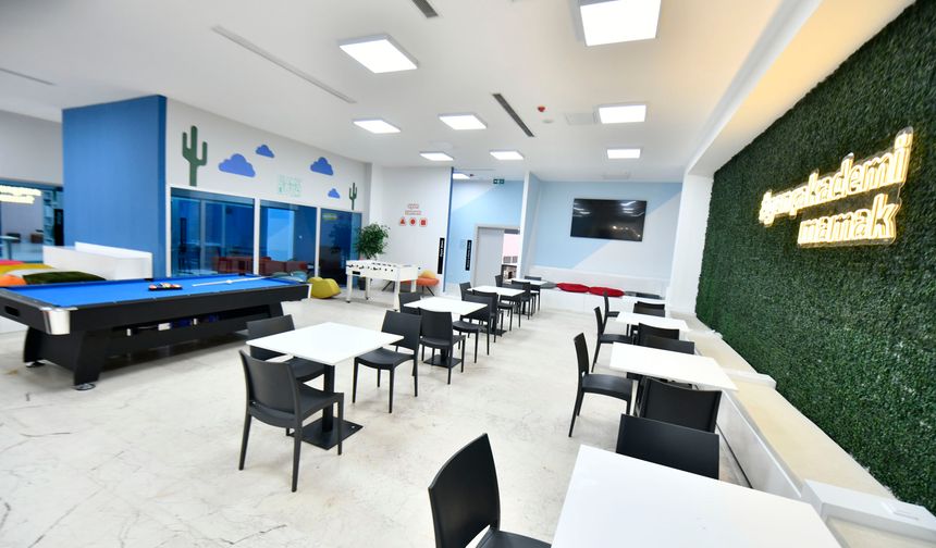Öğrencilerin Yeni Ders Çalışma Adresi: Genç Akademi Mamak