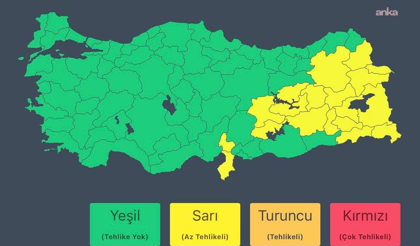 Meteoroloji'den 17 İl İçin Kuvvetli Sağanak Uyarısı