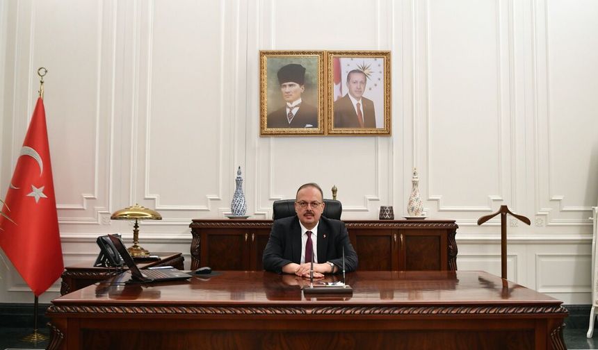 Ankara Valisi Canbolat'tan, Ankara'nın Başkent Oluşunun 103'üncü Yıl Dönümü Mesajı
