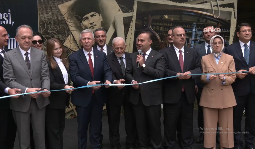 ABB Başkanı Mansur Yavaş Ankara Eczacılık Tarihi Sergievi Açılışını Yaptı